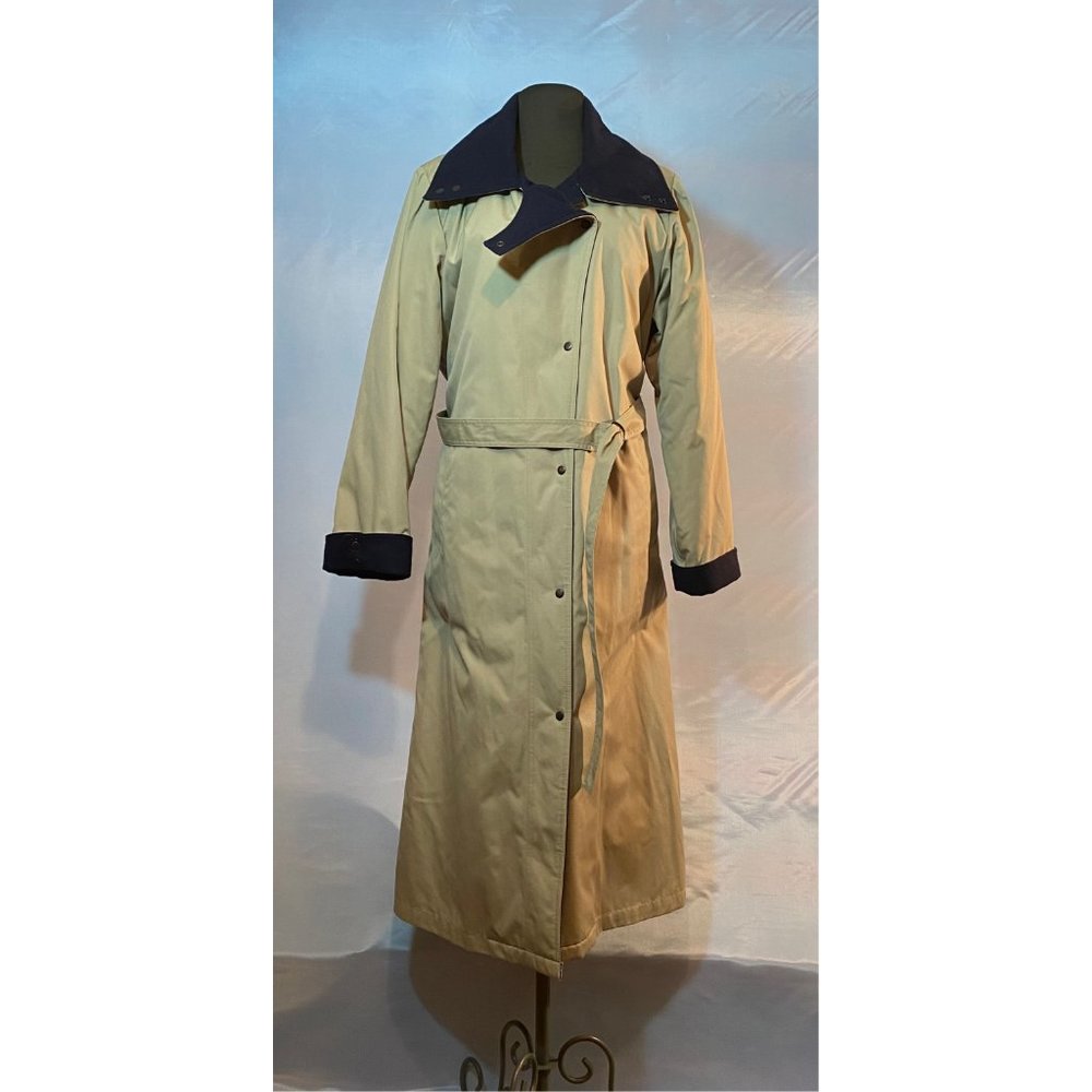 Vintage London Fog Khaki Trench Coat with Warm Lining and Snap Closures